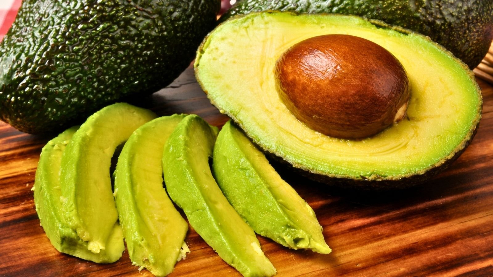 Avocado Myths, Half-Truths and the Actual Science Behind the Green Favourite