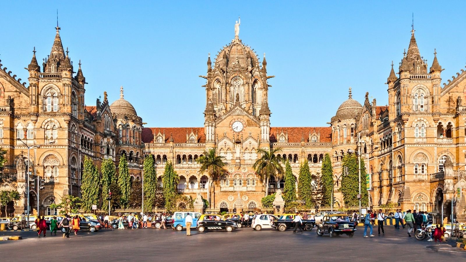 How Bombay Became Mumbai: Cotton Booms, Empire Dreams and a City Reborn